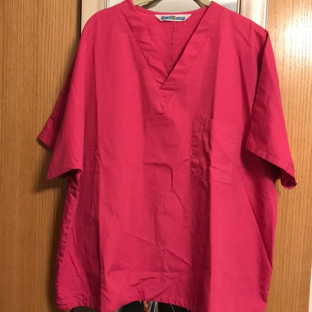 Pink scrubin.com short sleeve scrubs top with pocket.  V neck.  Size XXL
